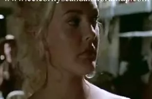 XXX డిటెక్టివ్ ఉద్రేకంతో Fucks అసిస్టెంట్ ఆఫీసు లో