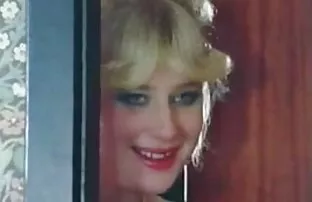 XXX రాగి జుట్టు మేజోళ్ళు నడిపాడు in all holes