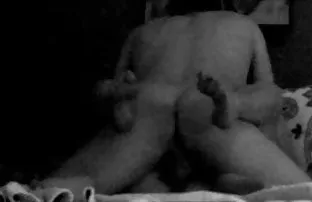 XXX యువ మనవడు గ్రానీ Fucks her pussy