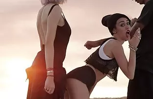 XXX బేబీ పెట్ vaginali వారి సున్నితమైన భాషలు