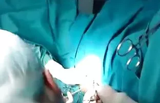 XXX హార్డ్ బానిసత్వం ఆధిపత్యాన్ని అణచివేత మరియు క్రూరత్వం తో సన్నని సన్నని నల్లటి జుట్టు గల స్త్రీని