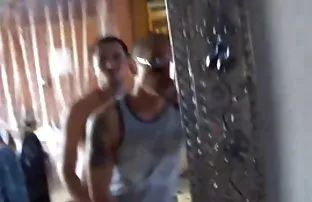 XXX వేడి స్లట్స్ చేస్తూ లోతైన నోటితో మొడ్ఢ చీకడం లో మలుపులు