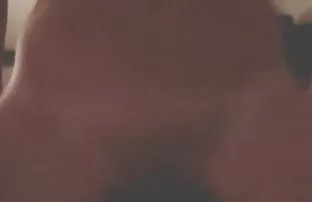 XXX వ్యక్తి ఇబ్బంది పెట్టాడు రెండు సెక్సీ స్నేహితులు మరియు ఇబ్బంది-ఉచిత వీర్య ధ్రవమ్ వచేంతవరకు పూకు లో వాటిని ఒకటి