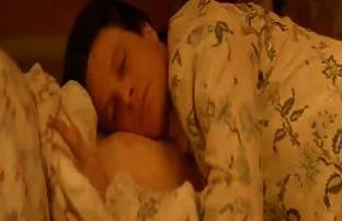 XXX బట్టతల తాత Fucks రెండు nymphomaniacs