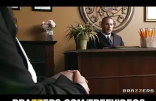 XXX క్వీర్ అమ్మాయి ప్రయత్నిస్తుంది nice నోరు మరియు దెబ్బవేయడం యొక్క ఆత్మవిశ్వాసం ఆమె ప్రియుడు