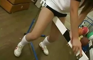 XXX సోదరుడు సేడుసుస్ కోసం సెక్స్ యువ సోదరి మరియు ఆమె నాశనం cums inside