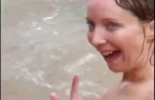 XXX మర్దన కుమ్ముట లో రష్యన్ అమ్మాయి పూకు