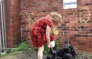 XXX Horny ఓల్డ్ మాన్ వంగిన ఒక యువ పతిత