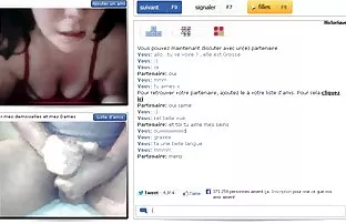 XXX చాలు డ్డ పెద్ధ రొమ్ములు కలధి ప్రియురాలు మీద లోతైన ఆమె పుస్సీ లో