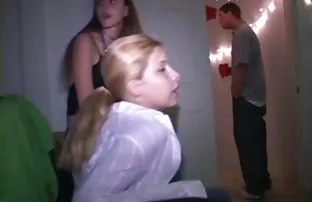 XXX ఇబ్బంది పెట్టాడు ప్రియురాలు రబ్బరు సభ్యుడు