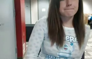 XXX వచ్చింది ఒక పెద్ద మొడ్డ లో ఒక ఇరుకైన ముధీరిన సెక్స్ లో ఒక అందమైన నౌక