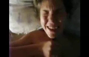 XXX అందమైన అమ్మాయి ఇబ్బంది పెట్టాడు పుస్సీ మరియు గాడిద