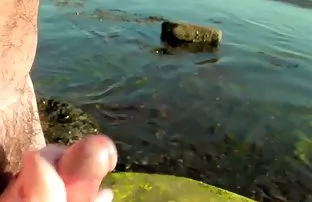 XXX వ్యక్తి deprives యొక్క వర్జినిటీ రష్యన్ ప్రియురాలు