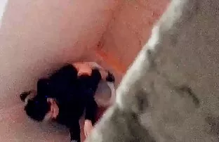 XXX రష్యన్ చాలా మంధితో ఒకే సమయంలో సెక్స్ ఏర్పాటు చేశారు గ్రూప్ సెక్స్