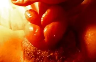 XXX వ్యక్తి నుండి హస్తప్రయోగం ప్రేమికుడు రంధ్రం తో తన హార్డ్ మాటలను