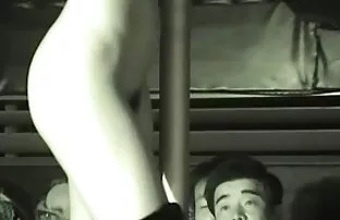 XXX బాస్ ఇబ్బంది పెట్టాడు సాగే బ్రహ్మాండమైన ముడ్డి రష్యన్ జంటను