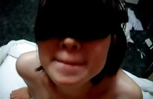 XXX తాగిన రష్యన్ విద్యార్థులు ప్రదర్శించాడు ఒక వేడి గ్రూప్ సెక్స్ సోఫా మీద