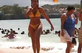 XXX యువ తిరుగుబోతు ఇచ్చింది, ఆమె లైంగిక రూపం