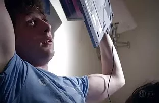 XXX Fucks రాగి మరియు చీకటి బొచ్చు పూకు