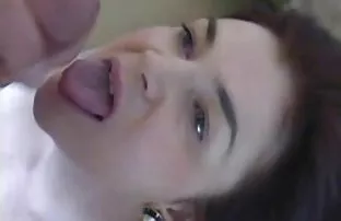 XXX రెండు నల్లని పెద్ద కాక్స్ ఫక్ ఆసియా చిక్ అన్ని రంధ్రాలు లో