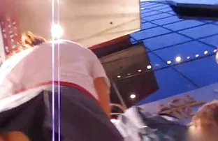 XXX రష్యన్ చిక్ ఇచ్చింది. ఆమె మొదటి comer