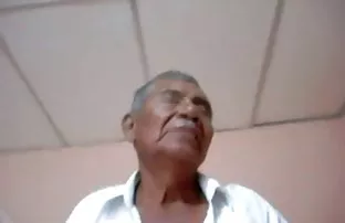 XXX విలాసవంతమైన సన్నని నల్లటి జుట్టు గల స్త్రీని గర్ల్ రష్యన్ yazykom