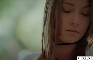 XXX తీపి అమ్మాయి అన్ని రంధ్రాలు లో ఇబ్బంది పెట్టాడు బిగ్ డిక్