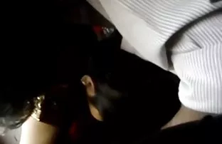 XXX Stripper ప్రకాశం ఇంట్లో పార్టీ