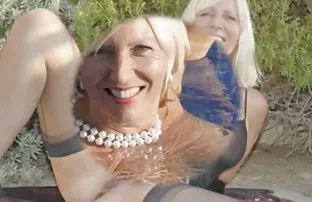 XXX వాసి చాలు మొడ్డ లో మృదువైన పూకు చాలా ఇంద్రియాలకు సంబంధించిన అమ్మాయి అమ్మాయిలు