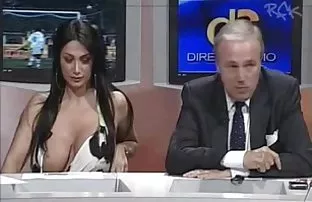 XXX ధాహంగా రాగి జుట్టు చికిత్స మాటలను మరియు బలమైన మొడ్డ